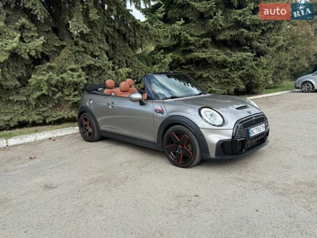 Сірий Міні Convertible, об'ємом двигуна 2 л та пробігом 84 тис. км за 18500 $, фото 16 на Automoto.ua