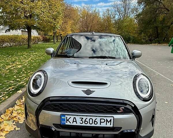 Серый Мини Convertible, объемом двигателя 2 л и пробегом 13 тыс. км за 29900 $, фото 11 на Automoto.ua