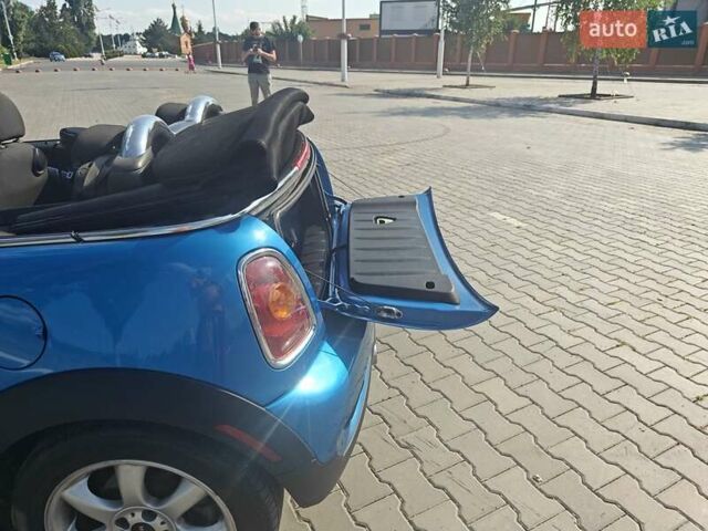 Синий Мини Convertible, объемом двигателя 1.6 л и пробегом 197 тыс. км за 9000 $, фото 6 на Automoto.ua