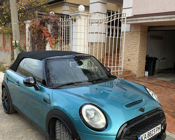 Синий Мини Convertible, объемом двигателя 2 л и пробегом 82 тыс. км за 20000 $, фото 2 на Automoto.ua