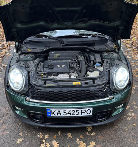 Зеленый Мини Convertible, объемом двигателя 1.6 л и пробегом 125 тыс. км за 12500 $, фото 19 на Automoto.ua