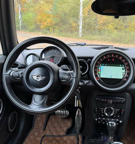 Зеленый Мини Convertible, объемом двигателя 1.6 л и пробегом 125 тыс. км за 12500 $, фото 20 на Automoto.ua