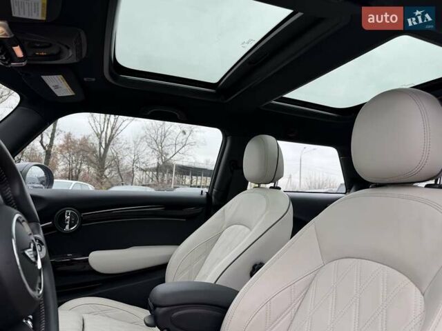 Белый Мини Electric, объемом двигателя 0 л и пробегом 2 тыс. км за 25500 $, фото 21 на Automoto.ua