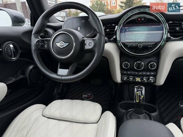 Белый Мини Electric, объемом двигателя 0 л и пробегом 2 тыс. км за 25500 $, фото 17 на Automoto.ua