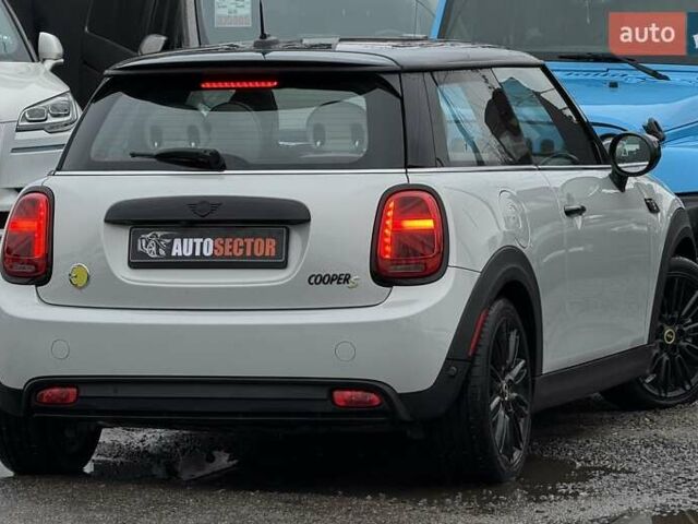 Белый Мини Electric, объемом двигателя 0 л и пробегом 2 тыс. км за 25500 $, фото 7 на Automoto.ua