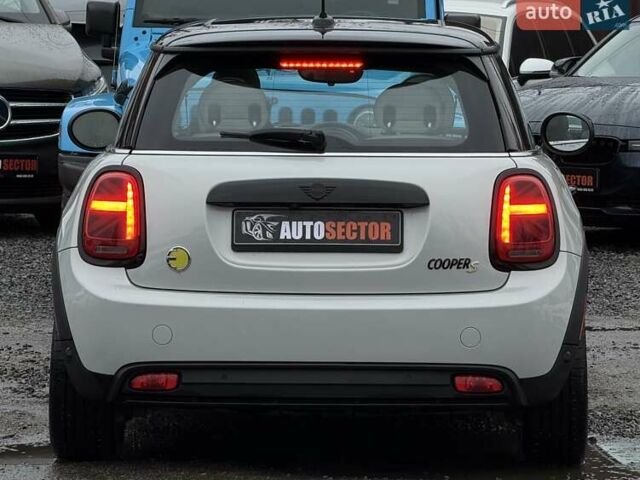 Белый Мини Electric, объемом двигателя 0 л и пробегом 2 тыс. км за 25500 $, фото 5 на Automoto.ua