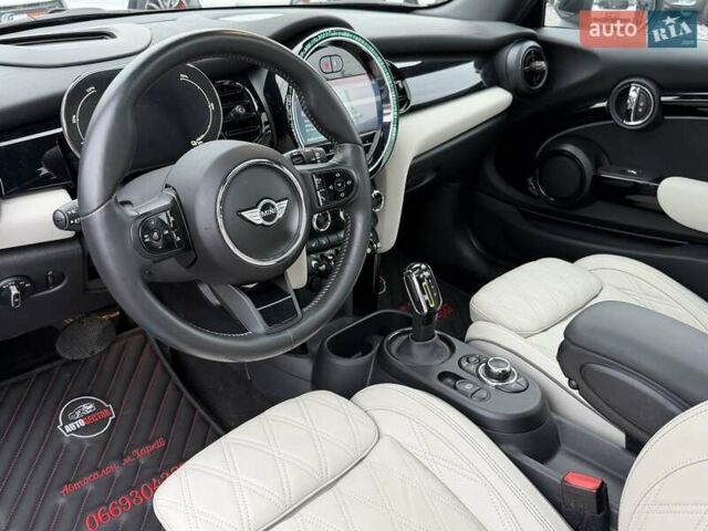 Белый Мини Electric, объемом двигателя 0 л и пробегом 2 тыс. км за 25500 $, фото 13 на Automoto.ua