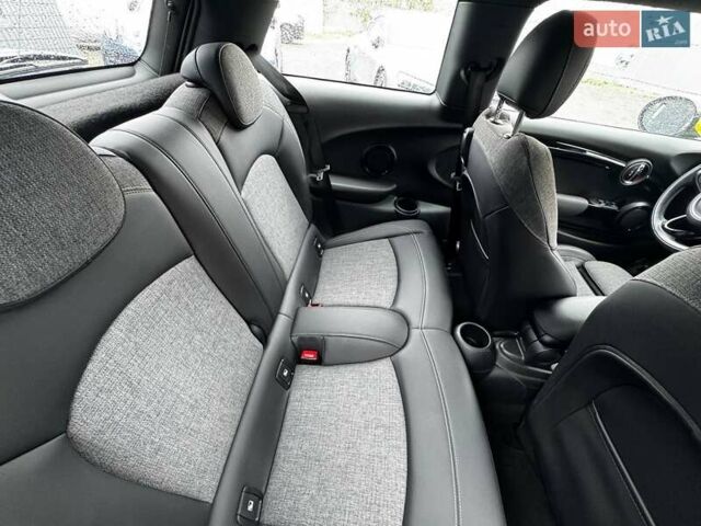 Серый Мини Electric, объемом двигателя 0 л и пробегом 26 тыс. км за 16499 $, фото 8 на Automoto.ua