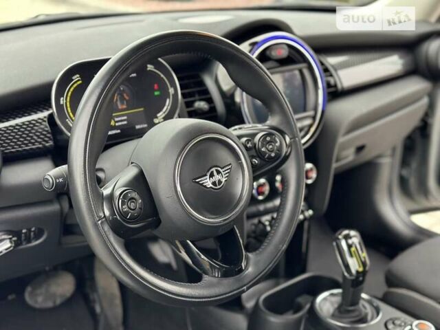 Серый Мини Electric, объемом двигателя 0 л и пробегом 75 тыс. км за 15750 $, фото 17 на Automoto.ua