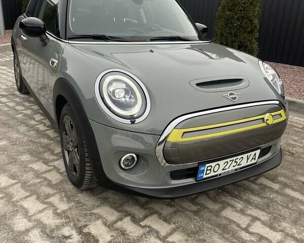 Серый Мини Electric, объемом двигателя 0 л и пробегом 75 тыс. км за 15750 $, фото 5 на Automoto.ua
