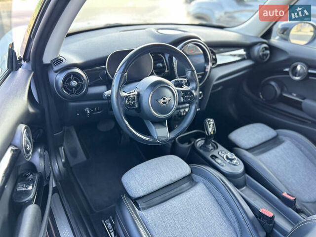 Серый Мини Electric, объемом двигателя 0 л и пробегом 25 тыс. км за 15999 $, фото 18 на Automoto.ua