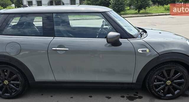 Серый Мини Electric, объемом двигателя 0 л и пробегом 92 тыс. км за 15499 $, фото 6 на Automoto.ua