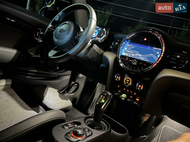 Серый Мини Electric, объемом двигателя 0 л и пробегом 25 тыс. км за 15999 $, фото 81 на Automoto.ua