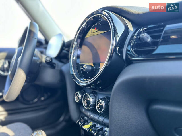 Серый Мини Electric, объемом двигателя 0 л и пробегом 25 тыс. км за 15999 $, фото 36 на Automoto.ua