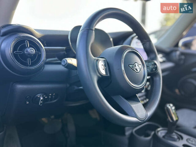 Серый Мини Electric, объемом двигателя 0 л и пробегом 25 тыс. км за 15999 $, фото 41 на Automoto.ua