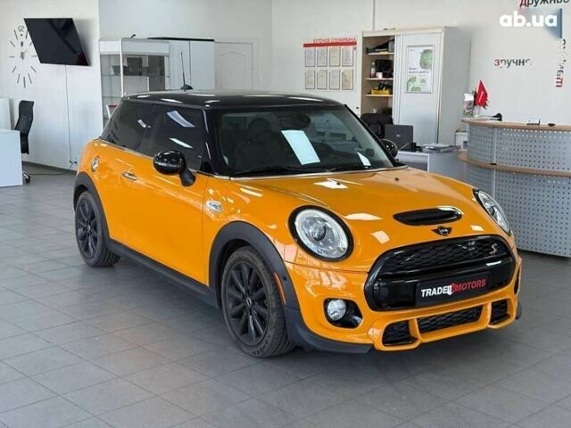 Міні John Cooper Works, об'ємом двигуна 2 л та пробігом 156 тис. км за 11990 $, фото 1 на Automoto.ua