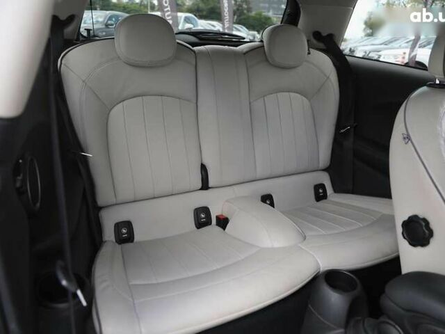 Міні John Cooper Works, об'ємом двигуна 2 л та пробігом 82 тис. км за 14700 $, фото 7 на Automoto.ua