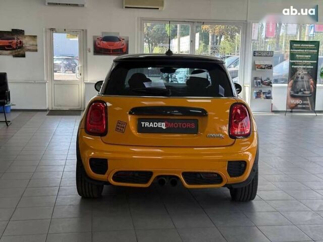 Міні John Cooper Works, об'ємом двигуна 2 л та пробігом 156 тис. км за 11990 $, фото 10 на Automoto.ua