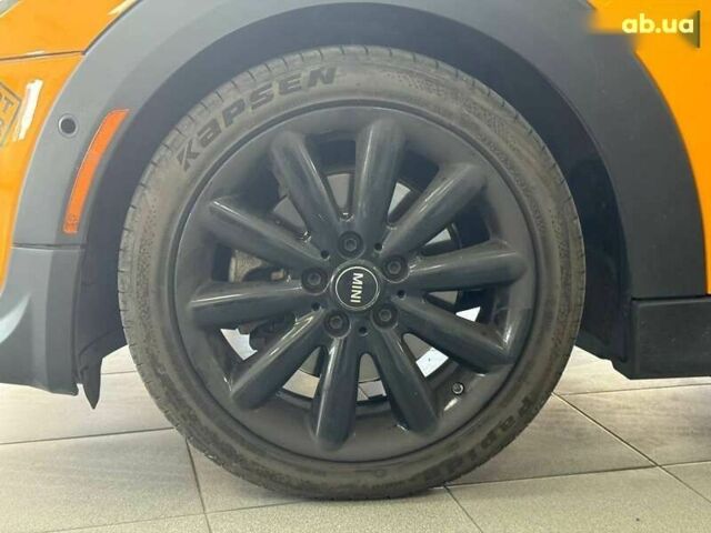 Міні John Cooper Works, об'ємом двигуна 2 л та пробігом 156 тис. км за 11990 $, фото 16 на Automoto.ua
