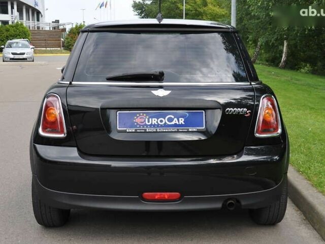 Мини John Cooper Works, объемом двигателя 1.6 л и пробегом 170 тыс. км за 7900 $, фото 12 на Automoto.ua