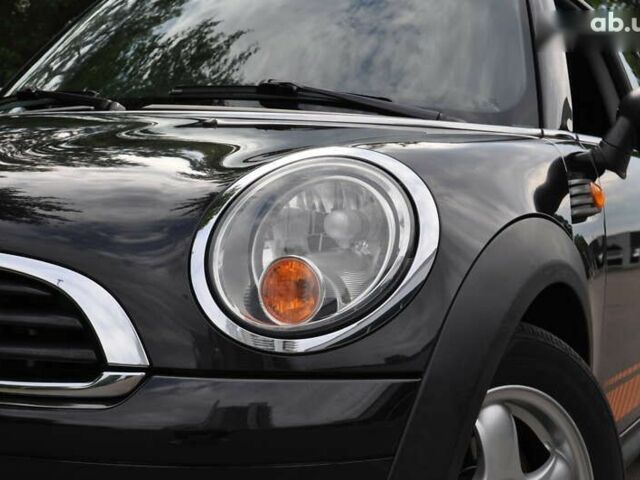 Мини John Cooper Works, объемом двигателя 1.6 л и пробегом 170 тыс. км за 7900 $, фото 4 на Automoto.ua