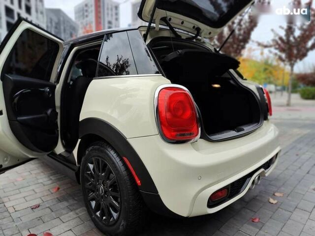 Мини John Cooper Works, объемом двигателя 2 л и пробегом 138 тыс. км за 16490 $, фото 14 на Automoto.ua