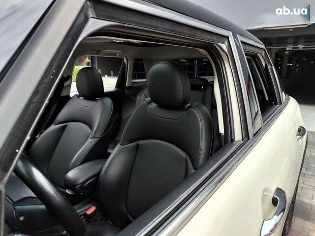 Мини John Cooper Works, объемом двигателя 2 л и пробегом 138 тыс. км за 16490 $, фото 4 на Automoto.ua