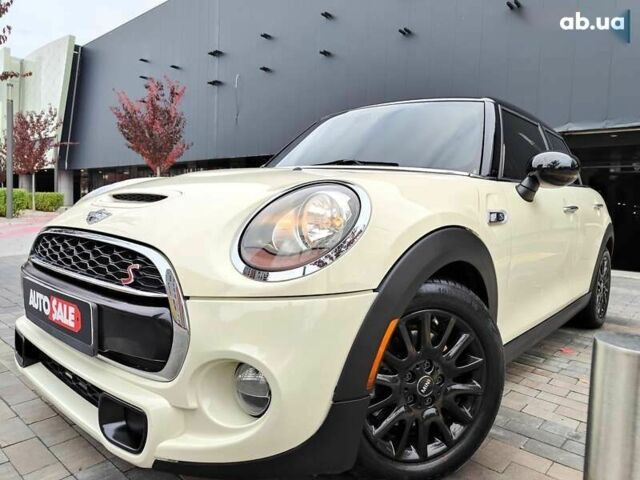 Мини John Cooper Works, объемом двигателя 2 л и пробегом 138 тыс. км за 16490 $, фото 2 на Automoto.ua