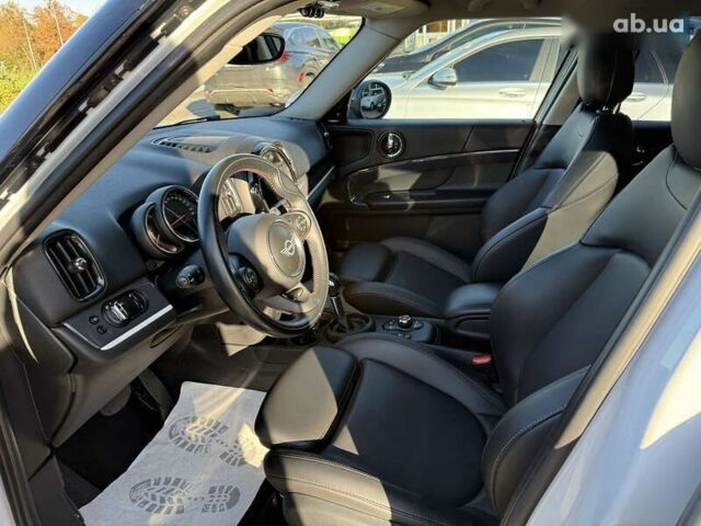 Міні John Cooper Works, об'ємом двигуна 2 л та пробігом 170 тис. км за 18999 $, фото 8 на Automoto.ua