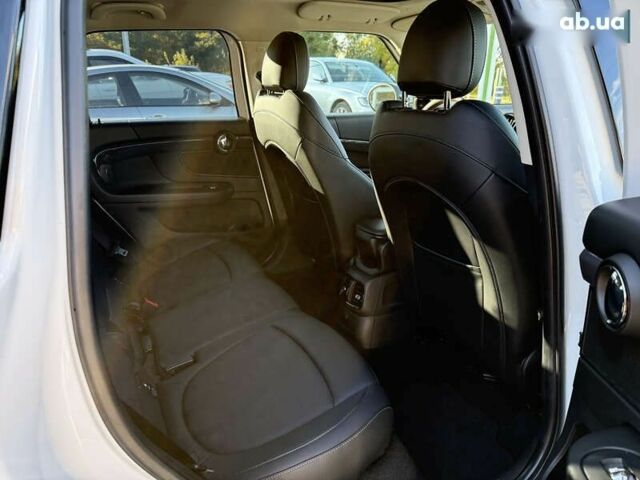 Міні John Cooper Works, об'ємом двигуна 2 л та пробігом 170 тис. км за 18999 $, фото 11 на Automoto.ua