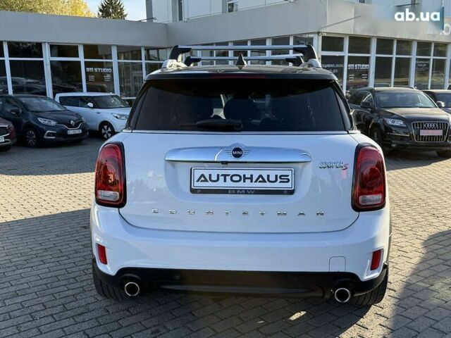 Міні John Cooper Works, об'ємом двигуна 2 л та пробігом 170 тис. км за 18999 $, фото 6 на Automoto.ua