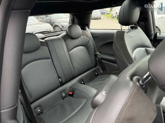 Мини John Cooper Works, объемом двигателя 2.45 л и пробегом 28 тыс. км за 15900 $, фото 11 на Automoto.ua