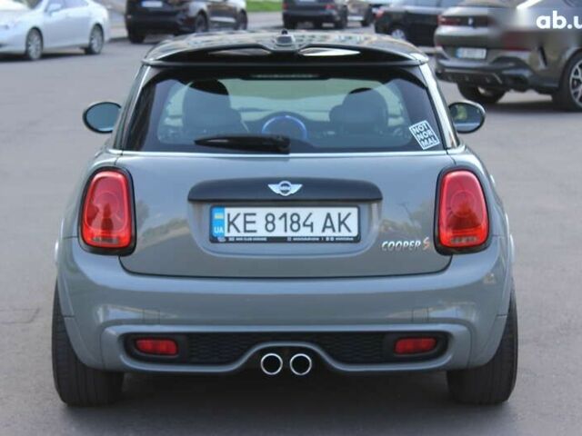 Сірий Міні John Cooper Works, об'ємом двигуна 2 л та пробігом 130 тис. км за 16999 $, фото 10 на Automoto.ua