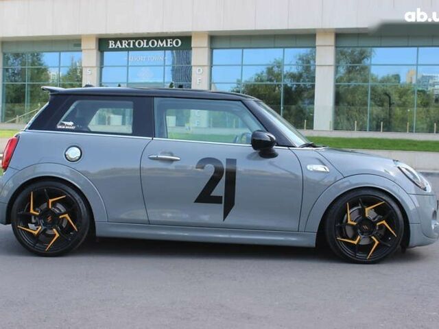 Сірий Міні John Cooper Works, об'ємом двигуна 2 л та пробігом 130 тис. км за 16999 $, фото 8 на Automoto.ua