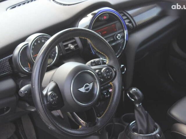 Сірий Міні John Cooper Works, об'ємом двигуна 2 л та пробігом 130 тис. км за 16999 $, фото 24 на Automoto.ua