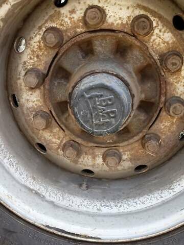 Серый МОЛ К85Ф, объемом двигателя 0 л и пробегом 0 тыс. км за 8000 $, фото 5 на Automoto.ua