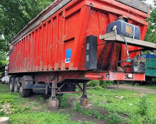 Красный МОЛ МОЛ, объемом двигателя 0 л и пробегом 100 тыс. км за 9500 $, фото 1 на Automoto.ua