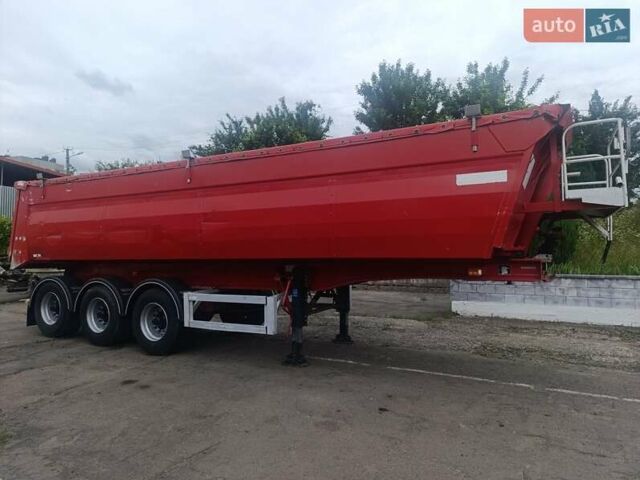 Красный МОЛ НВ, объемом двигателя 0 л и пробегом 88 тыс. км за 21214 $, фото 5 на Automoto.ua