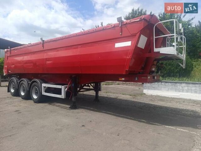 Красный МОЛ НВ, объемом двигателя 0 л и пробегом 88 тыс. км за 21214 $, фото 14 на Automoto.ua