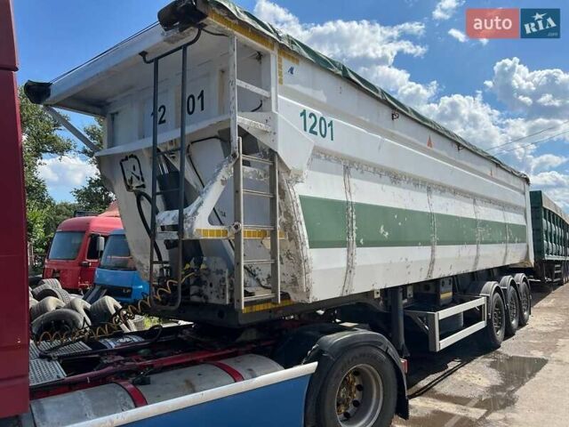 МОЛ НВ, объемом двигателя 0 л и пробегом 202 тыс. км за 16000 $, фото 2 на Automoto.ua