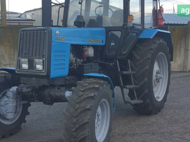 МТЗ 1025 Беларус, объемом двигателя 4.75 л и пробегом 0 тыс. км за 15300 $, фото 1 на Automoto.ua