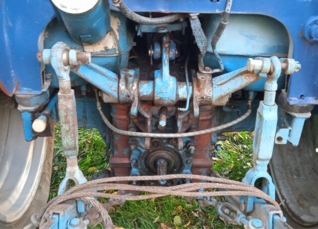 МТЗ 80 Бєларус 1991 у Житомирі на Automoto.ua Синій МТЗ 80 Бєларус, об'ємом двигуна 0 л та пробігом 10 тис. км за 7627 $, фото 6 на Automoto.ua