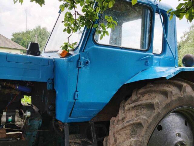 Синий МТЗ 80 Беларус, объемом двигателя 4.75 л и пробегом 6 тыс. км за 3200 $, фото 3 на Automoto.ua