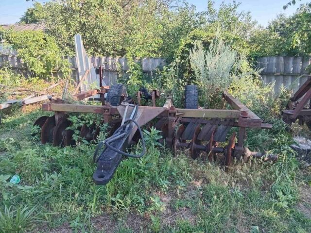 Синій МТЗ 80 Бєларус, об'ємом двигуна 0 л та пробігом 10 тис. км за 9000 $, фото 4 на Automoto.ua