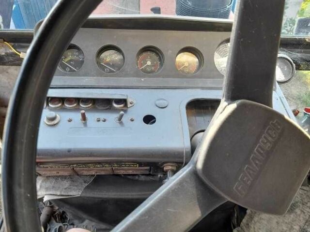 Красный МТЗ 82.1 Беларус, объемом двигателя 4700 л и пробегом 3078 тыс. км за 16500 $, фото 2 на Automoto.ua