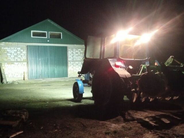 МТЗ Другая, объемом двигателя 4.3 л и пробегом 20 тыс. км за 6000 $, фото 6 на Automoto.ua