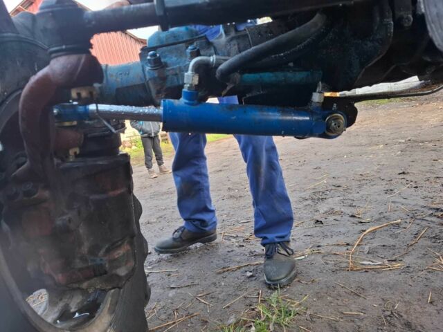 МТЗ Другая, объемом двигателя 4.5 л и пробегом 1000 тыс. км за 5000 $, фото 2 на Automoto.ua