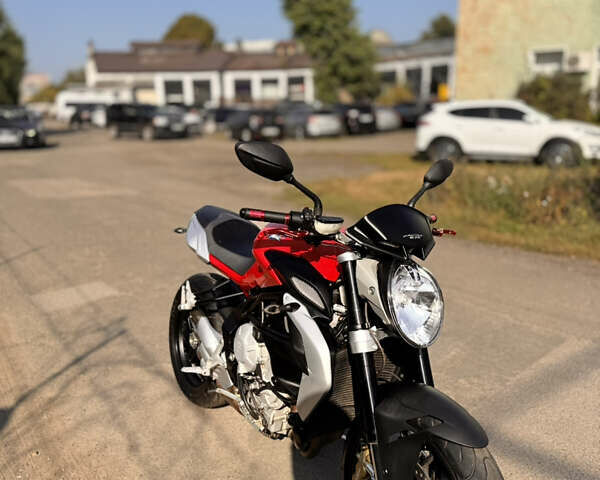 МВ Агуста Брутале, объемом двигателя 0 л и пробегом 18 тыс. км за 5600 $, фото 3 на Automoto.ua