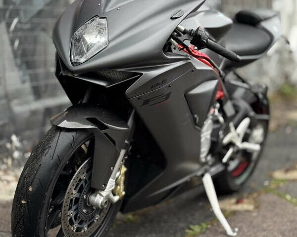 МВ Агуста Ф3, объемом двигателя 0 л и пробегом 7 тыс. км за 10700 $, фото 2 на Automoto.ua