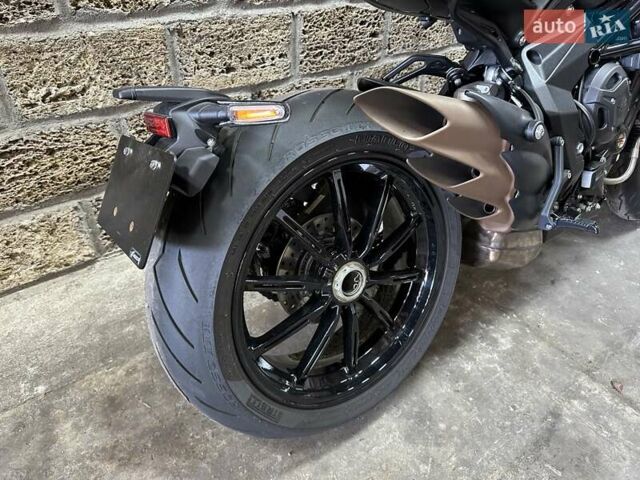 МВ Агуста Dragster, объемом двигателя 0 л и пробегом 1 тыс. км за 12800 $, фото 15 на Automoto.ua